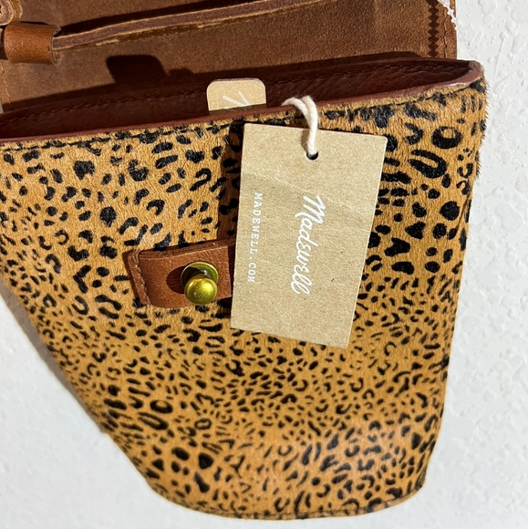 SOLD.  Madewell Women's Brown The Memphis Crossbody Bag NWT - Picture 2 of 9